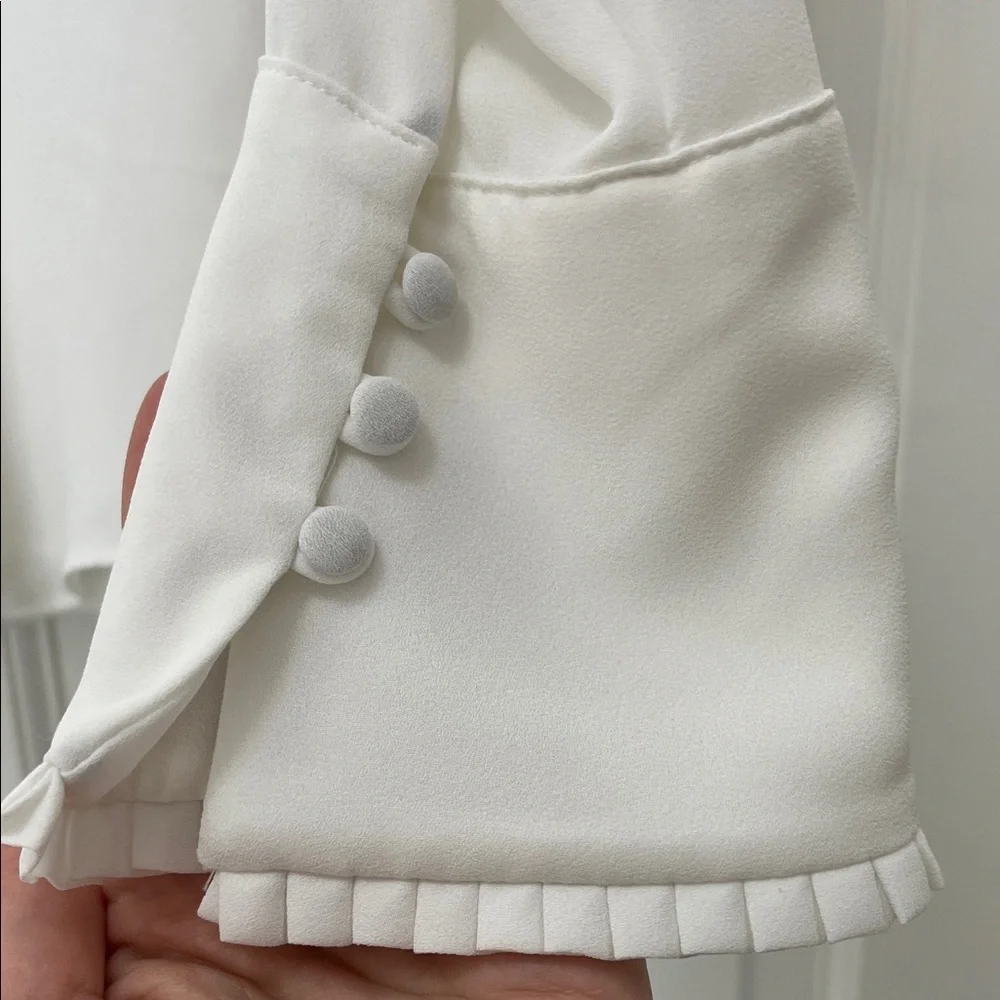 White House Black Market Chiffon Bow Tie V-Neck Blouse - Size 0